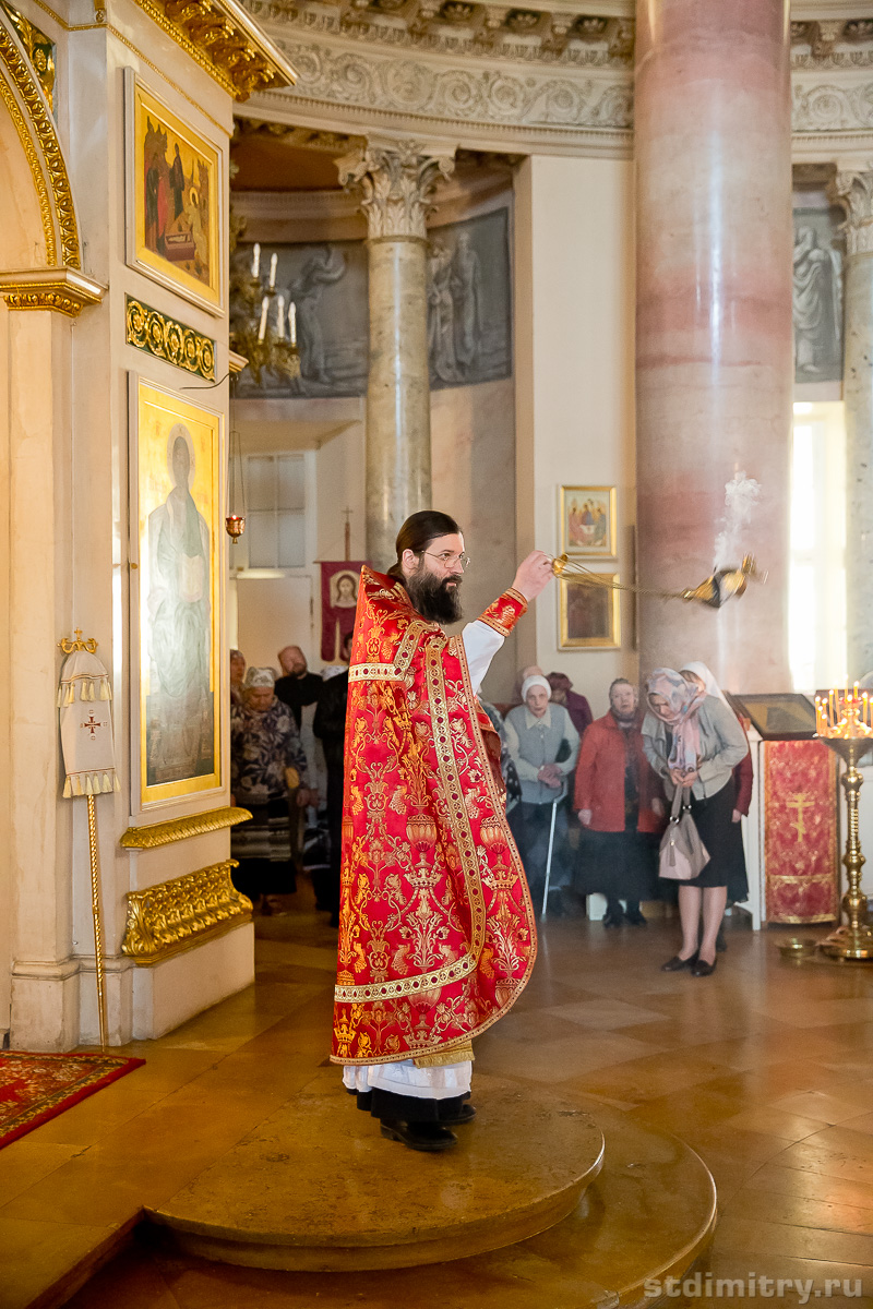 Больничный храм царевича. Храм благоверного царевича Димитрия. Храм царевича Димитрия при первой. Лена Харламова храм царевича Димитрия. Храм царевича Димитрия внутри.